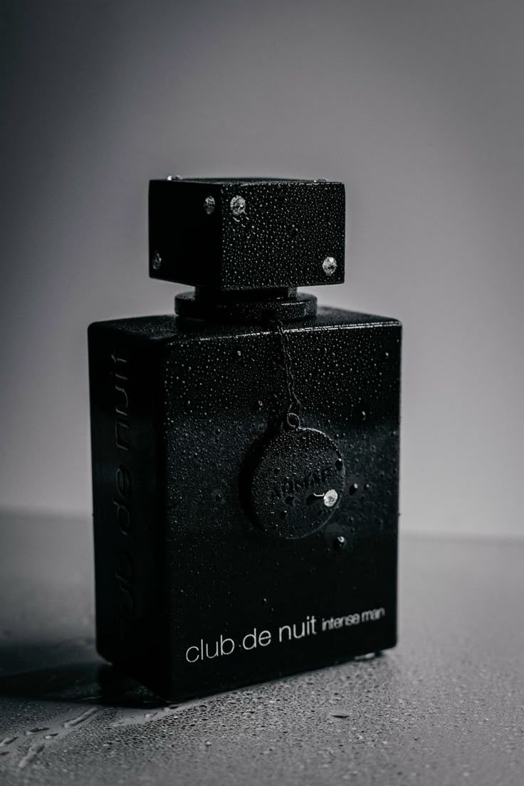 CLUB DE NUIT + SAUVAGE